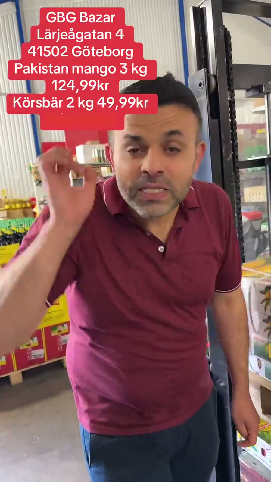 Importerad säsongsfrukt hos GBG Bazar
